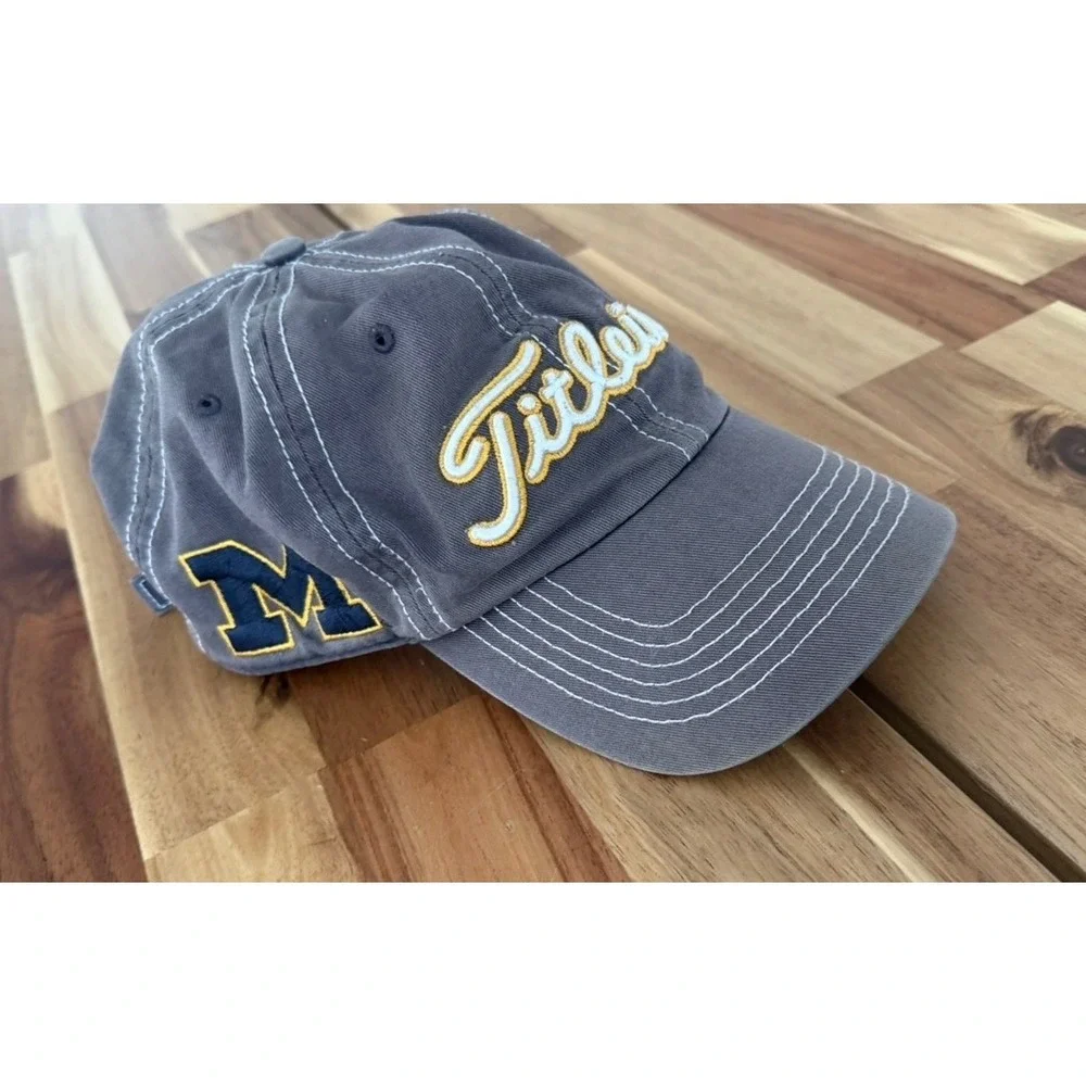 Titleist Michigan Wolverines Hat Mens Gray Adjustable Cap University Michigan